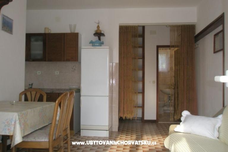 Apartmaji Marasović – foto 11