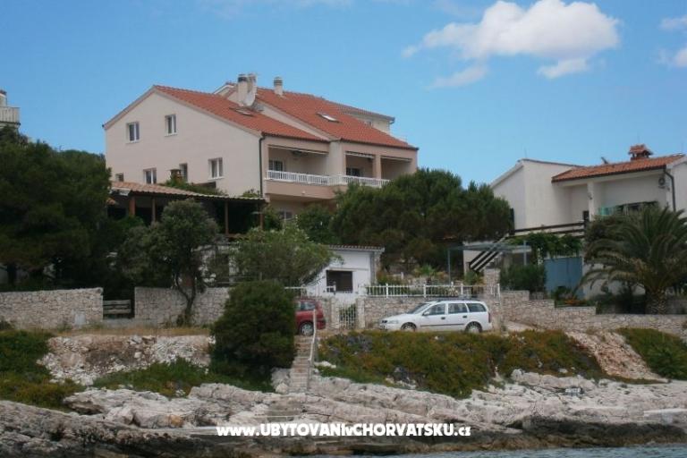 Apartmaji Mikulić Sevid – foto 2