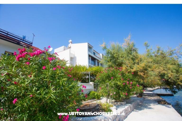 Apartmaji Neves – foto 4