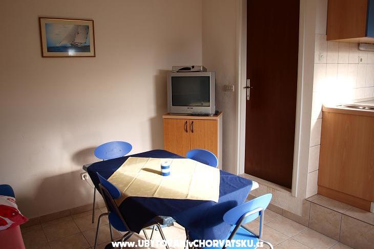 Apartmaji Mirjana – foto 11