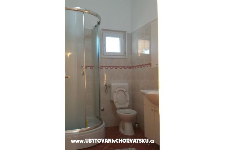 Apartmaji Sevid Nikša i Lucija – foto 3