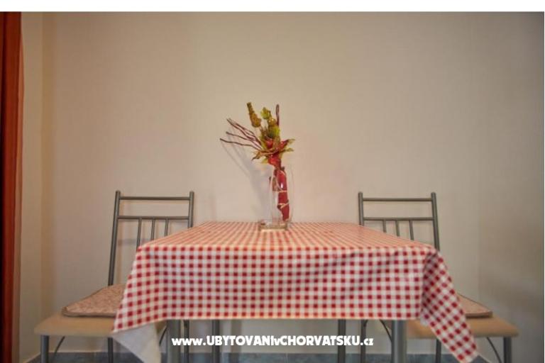 Apartmaji Boris - Vinisce at Trogi – foto 10