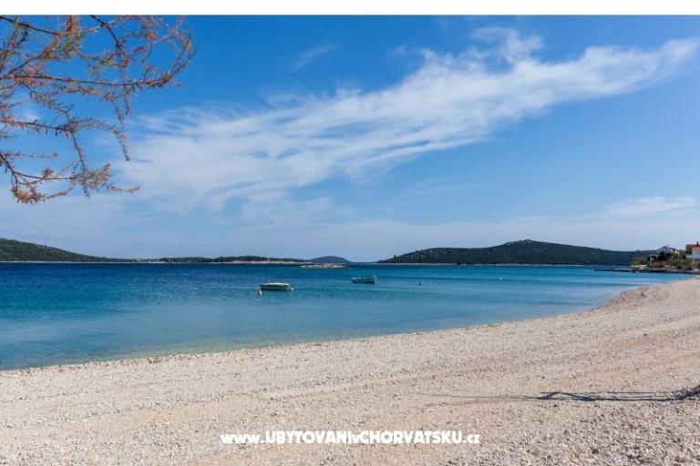 BayBeach Apartmaji Sevid – foto 12