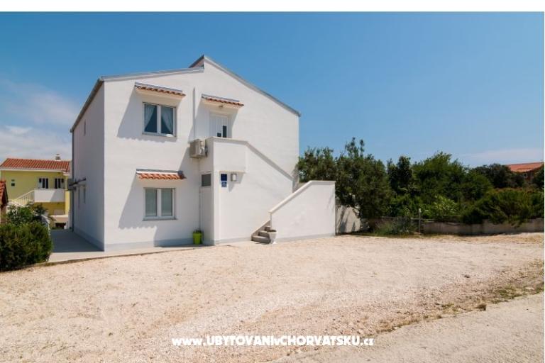 BayBeach Apartmaji Sevid – foto 8