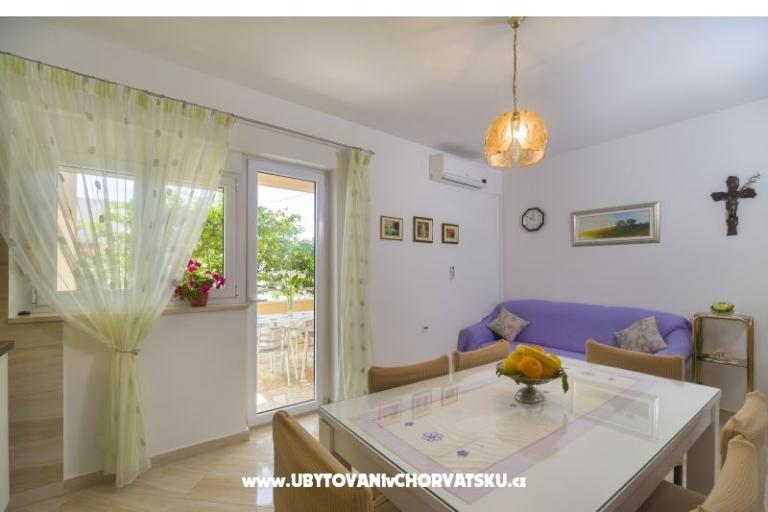 Apartmaji Kuvek – foto 11