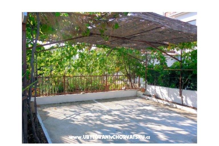 Luka Tadic Apartmaji – foto 11