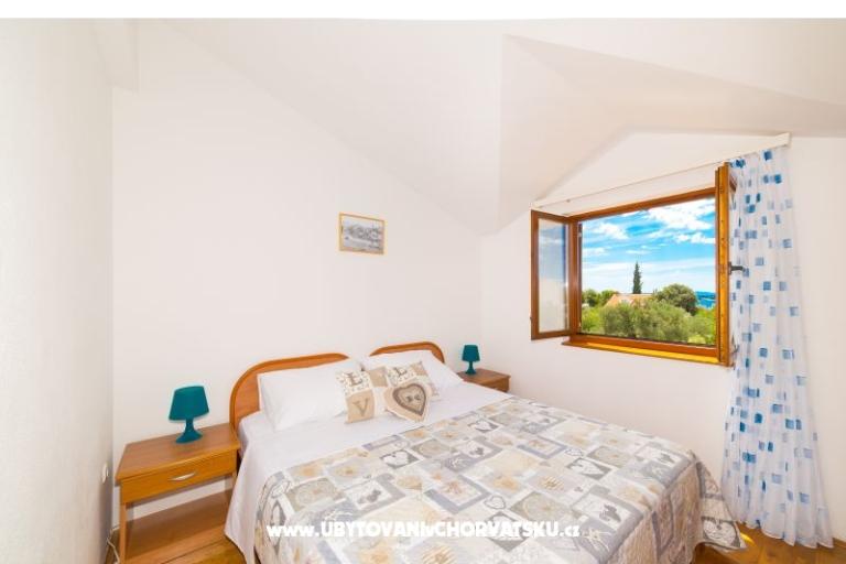 Apartmaji Vila Nena z bazenom – foto 14