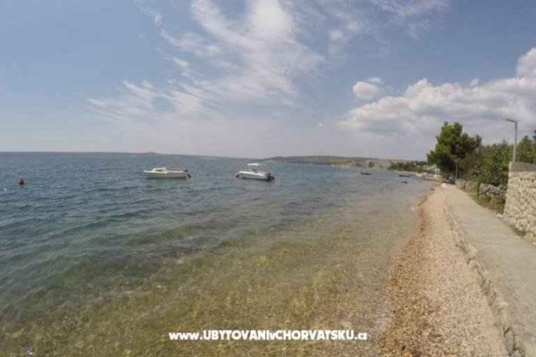Apartmaji  Tonka, Ines i Nika – foto 11