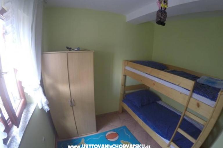 Apartmaji  Tonka, Ines i Nika – foto 3