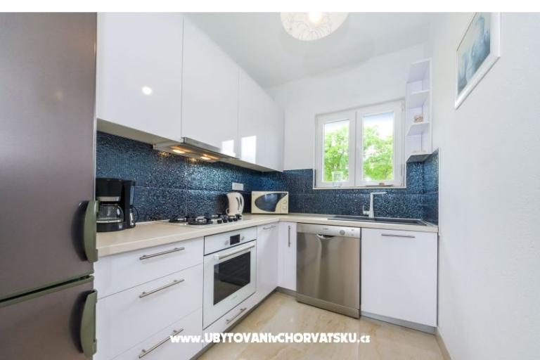 Apartmaji Maia Lena – foto 11