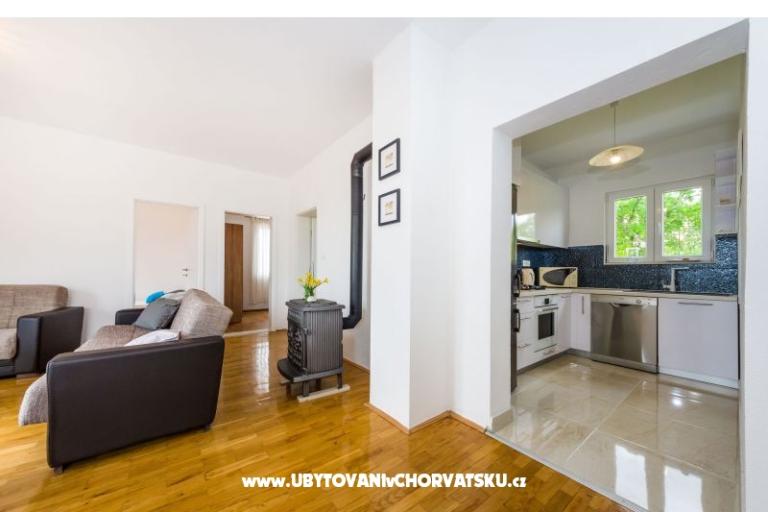 Apartmaji Maia Lena – foto 17