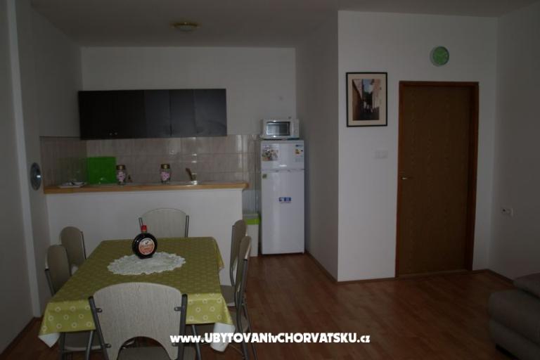 Apartmaji Maricic – foto 9