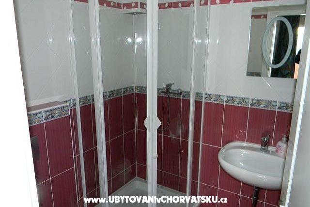 Apartmaji Villa Maslina  – foto 13