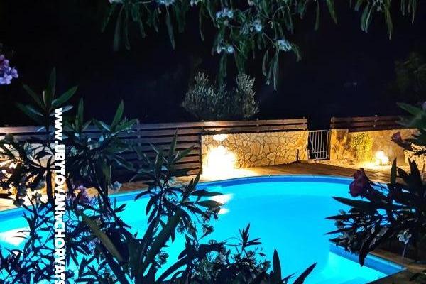 Sunny pool Apartmaji – foto 4