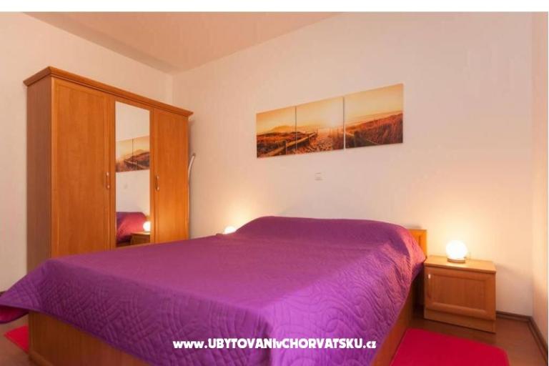 Apartma Oliva D1 z bazenom – foto 14