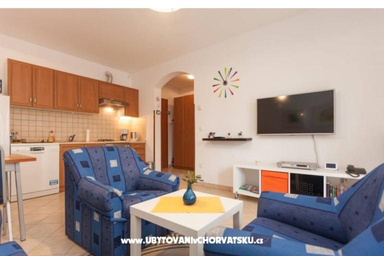 Apartma Oliva D1 z bazenom – foto 8