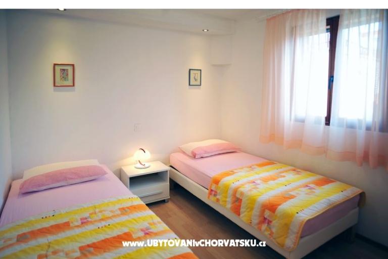 Apartmaji Anita – foto 9