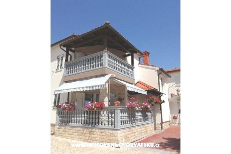 Apartmaji Mila-Casa Bianca  – foto 10