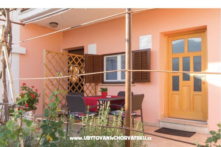 Apartmaji Mirjana – foto 12