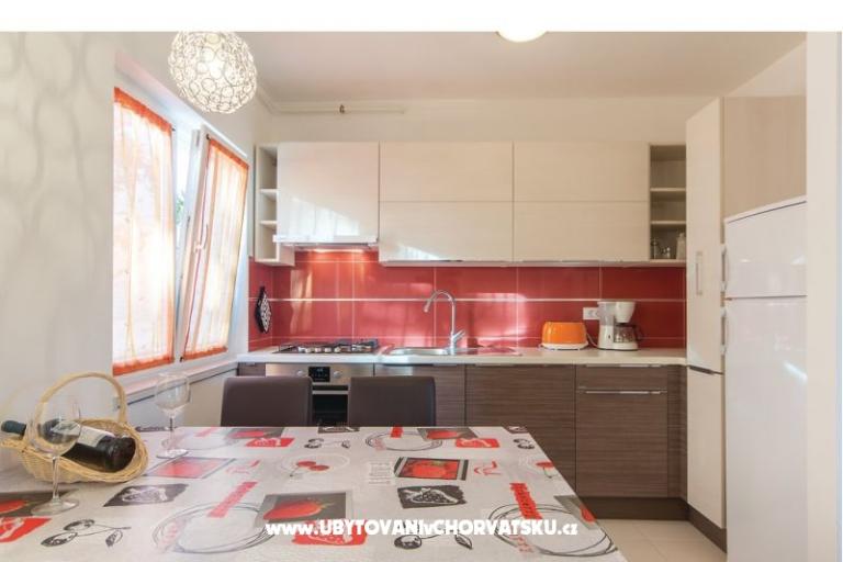 Apartmaji Mirjana – foto 16