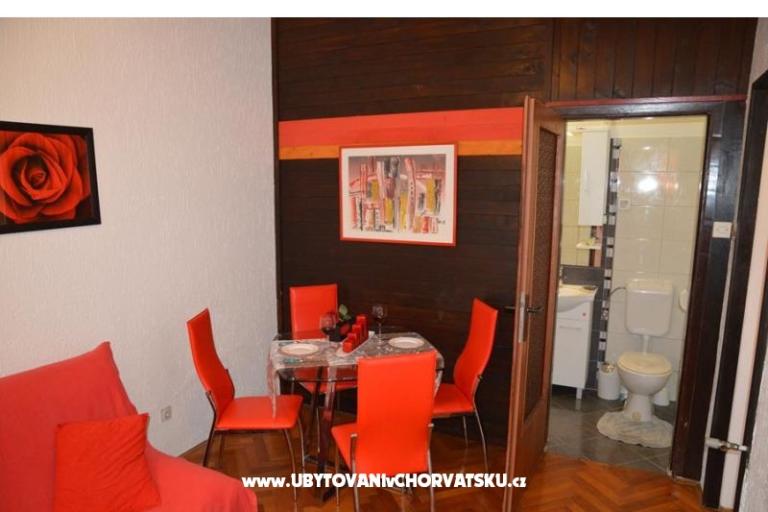 Apartmaji Roza – foto 16
