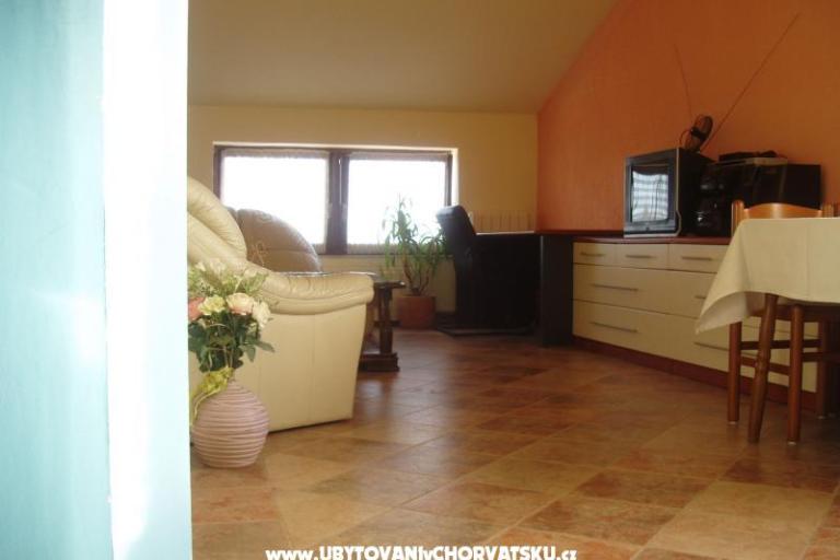 Apartma Meri – foto 5