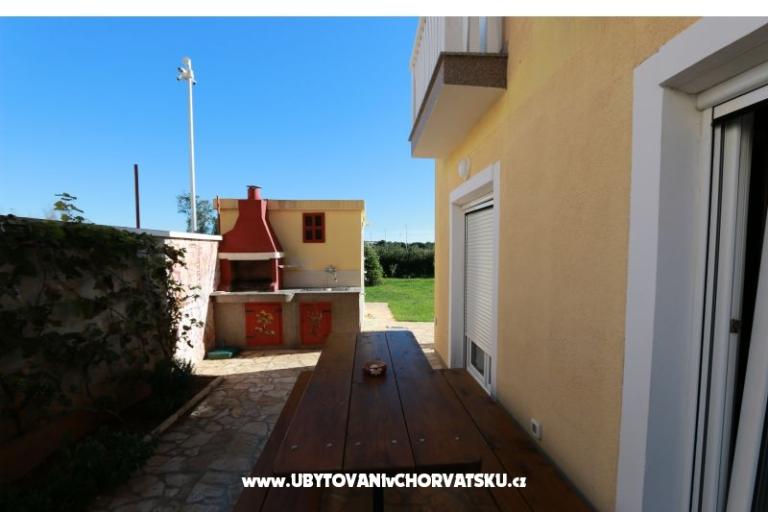 Apartmaji Sara – foto 18
