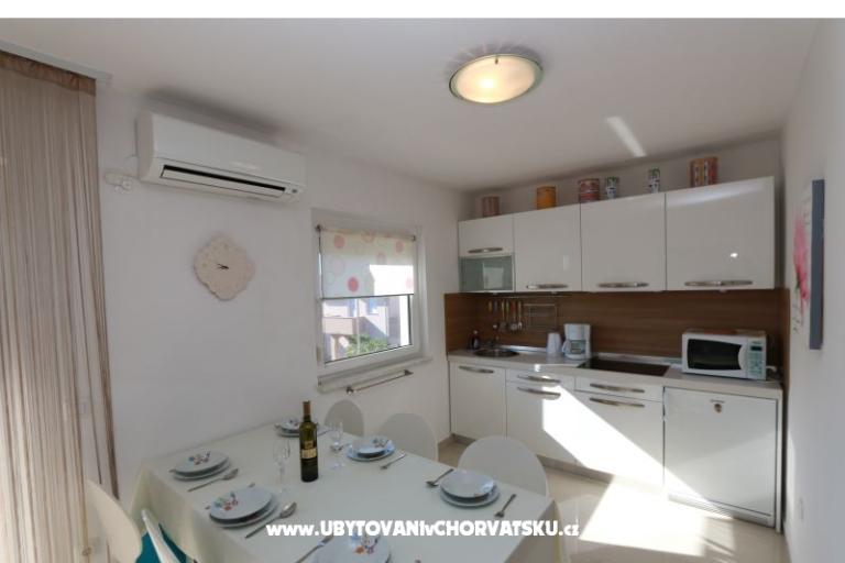 Apartmaji Sara – foto 7