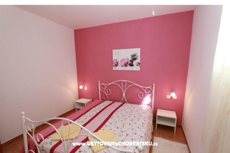 Apartmaji Sara – foto 15