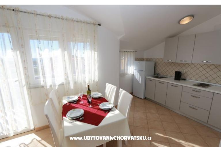 Apartmaji Sara – foto 5