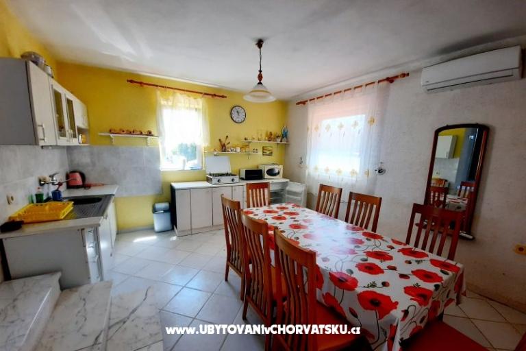 Apartmaji Tomy – foto 11