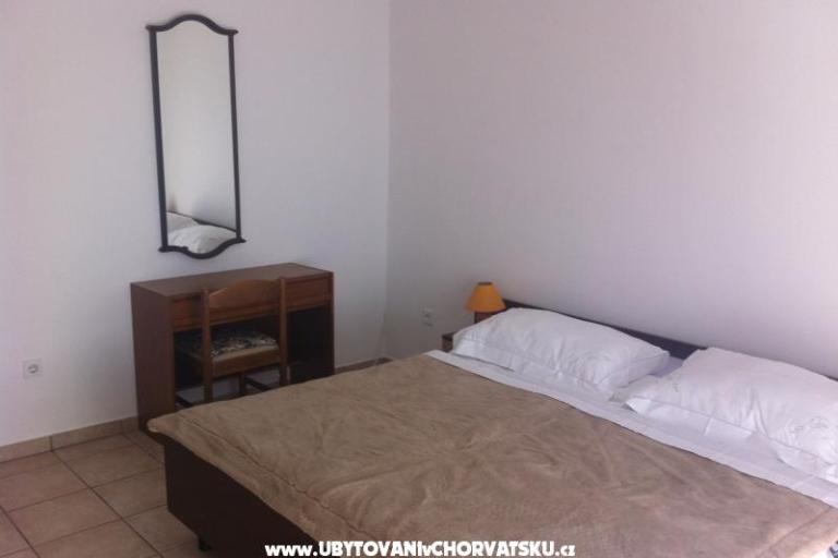 Apartma Ecija – foto 4