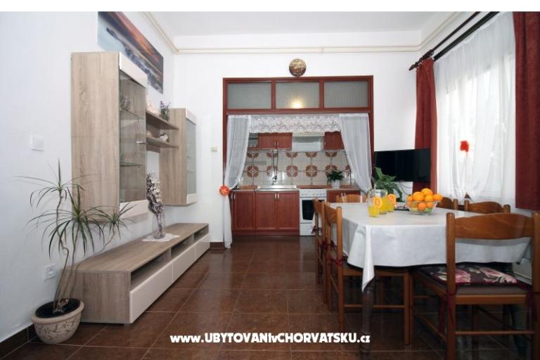 Apartmaji A.Jelovčić – foto 6