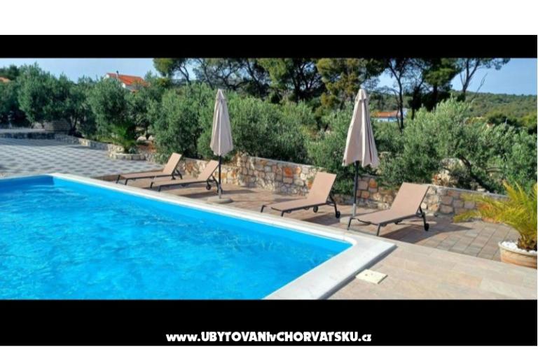 Apartmaji AS sa bazenom – foto 29