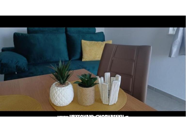 Apartmaji AS sa bazenom – foto 37