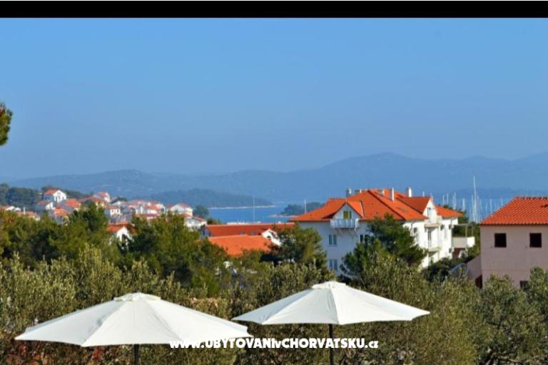 Apartmaji AS sa bazenom – foto 44