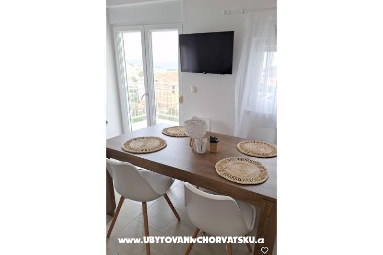 Apartmaji AS sa bazenom – foto 55