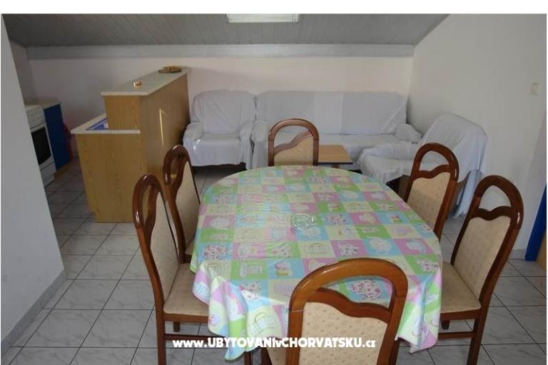 Apartmaji Gmajnić – foto 9