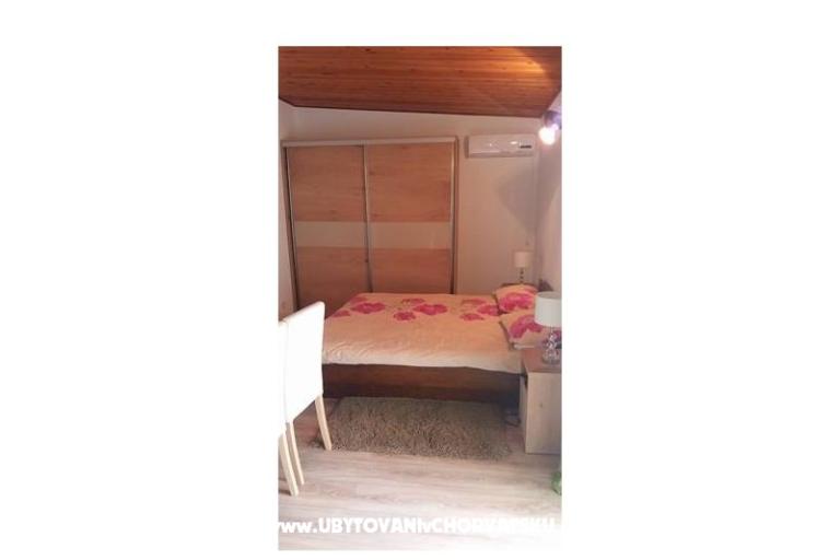Apartmaji Snježana Carev – foto 6