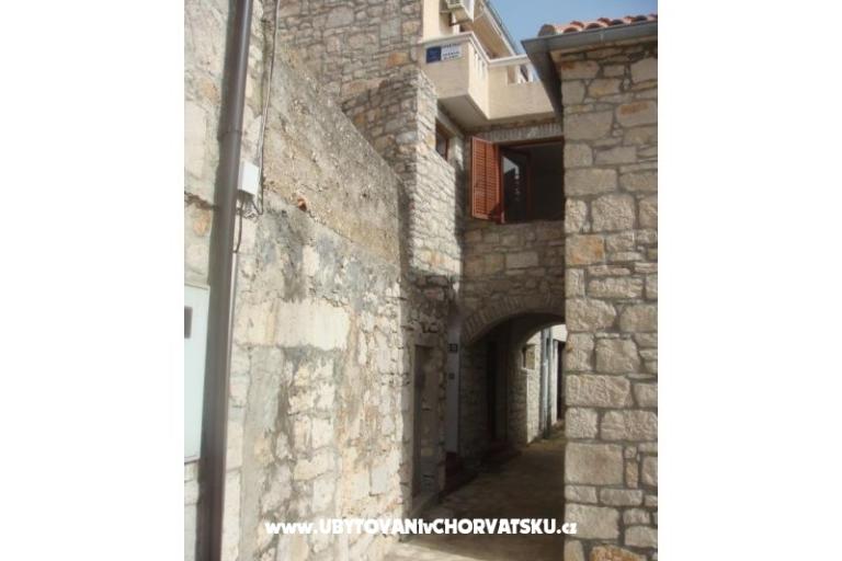 Stara kamena kuca - Apartma Andrij – foto 2
