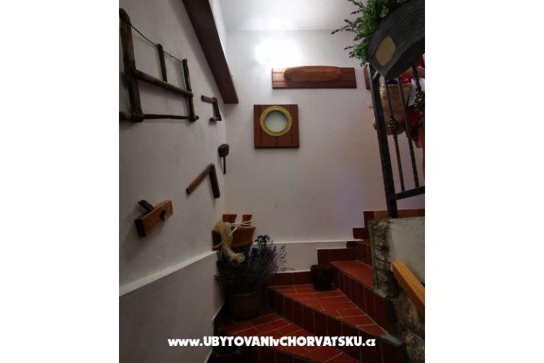 Stara kamena kuca - Apartma Andrij – foto 3