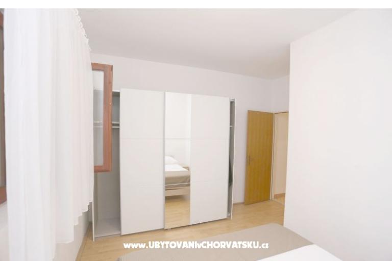 Apartmaji Nina – foto 6