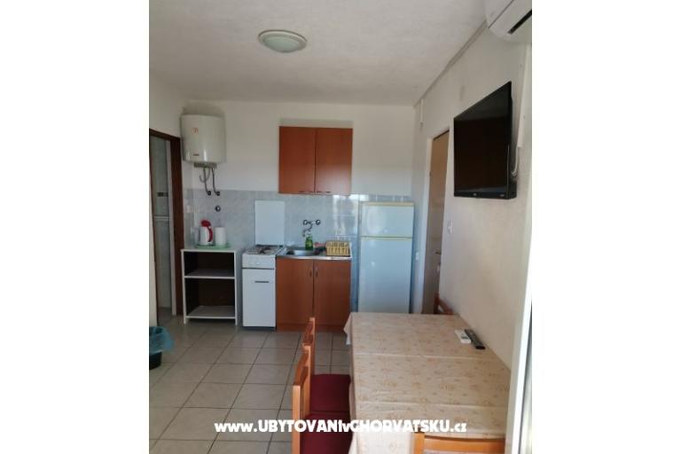 Apartmaji Danijela  – foto 13