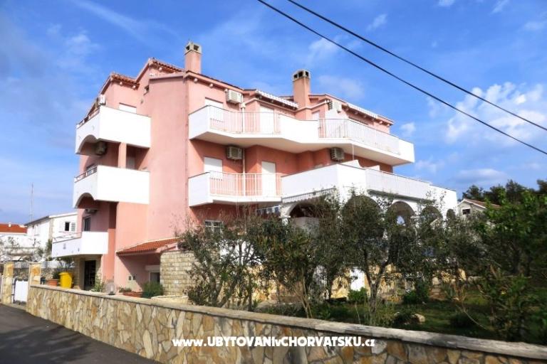 Apartmaji Dorana – foto 11