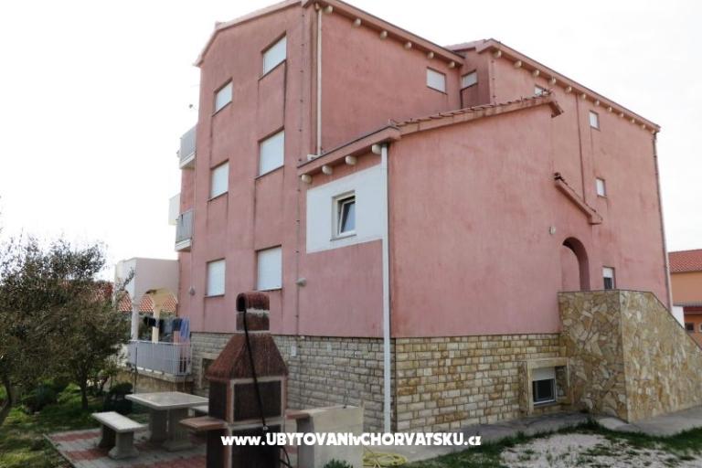 Apartmaji Dorana – foto 12