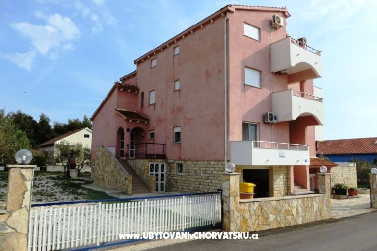 Apartmaji Dorana – foto 13