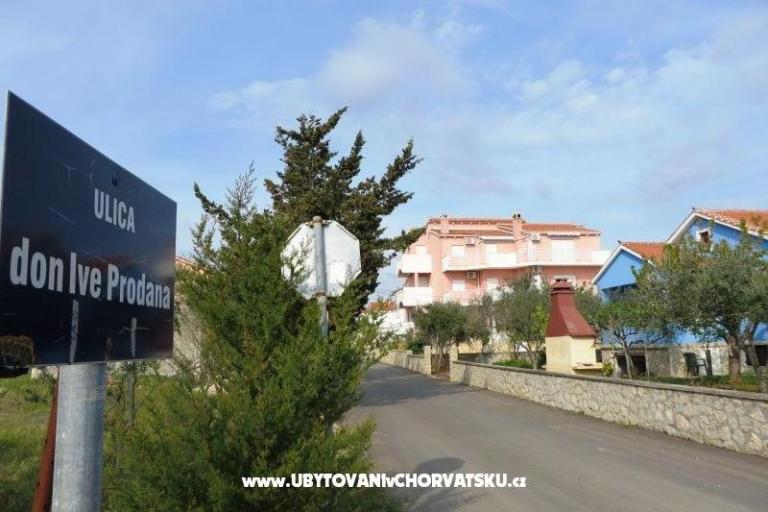 Apartmaji Dorana – foto 14