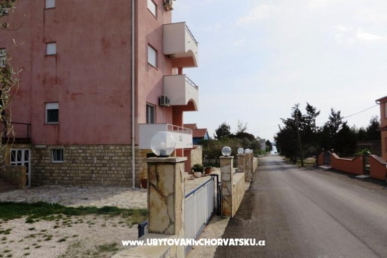 Apartmaji Dorana – foto 15