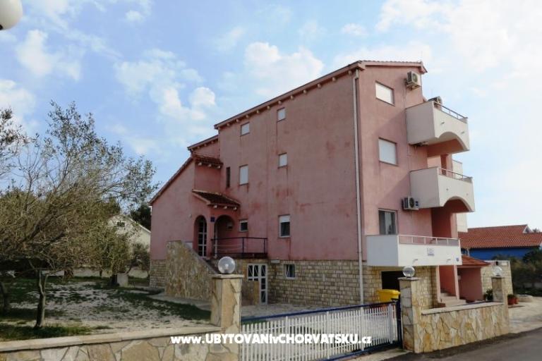 Apartmaji Dorana – foto 8