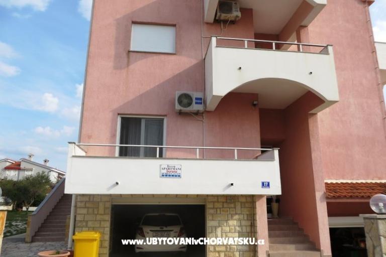 Apartmaji Dorana – foto 9